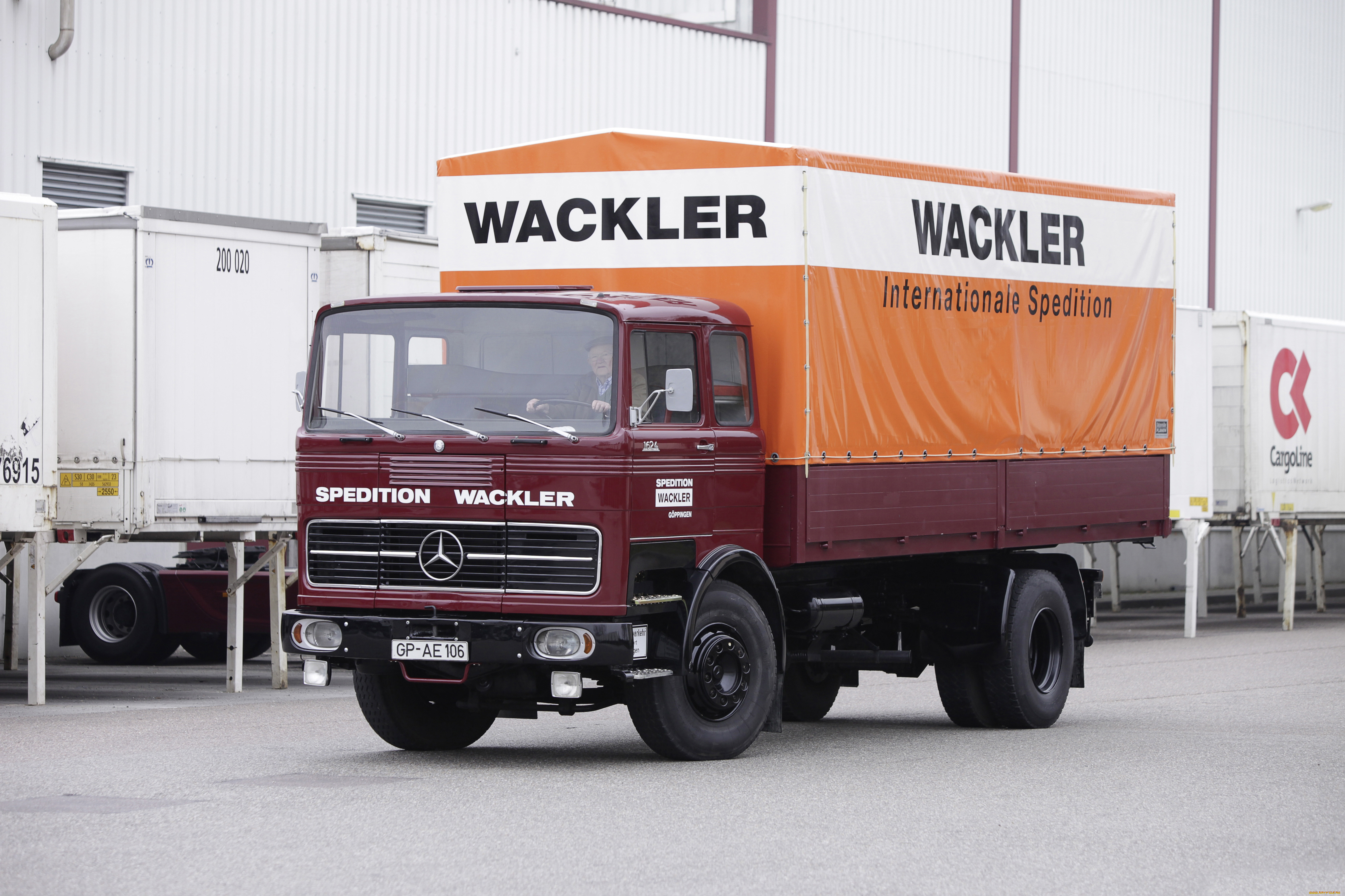 , mercedes trucks, mercedes